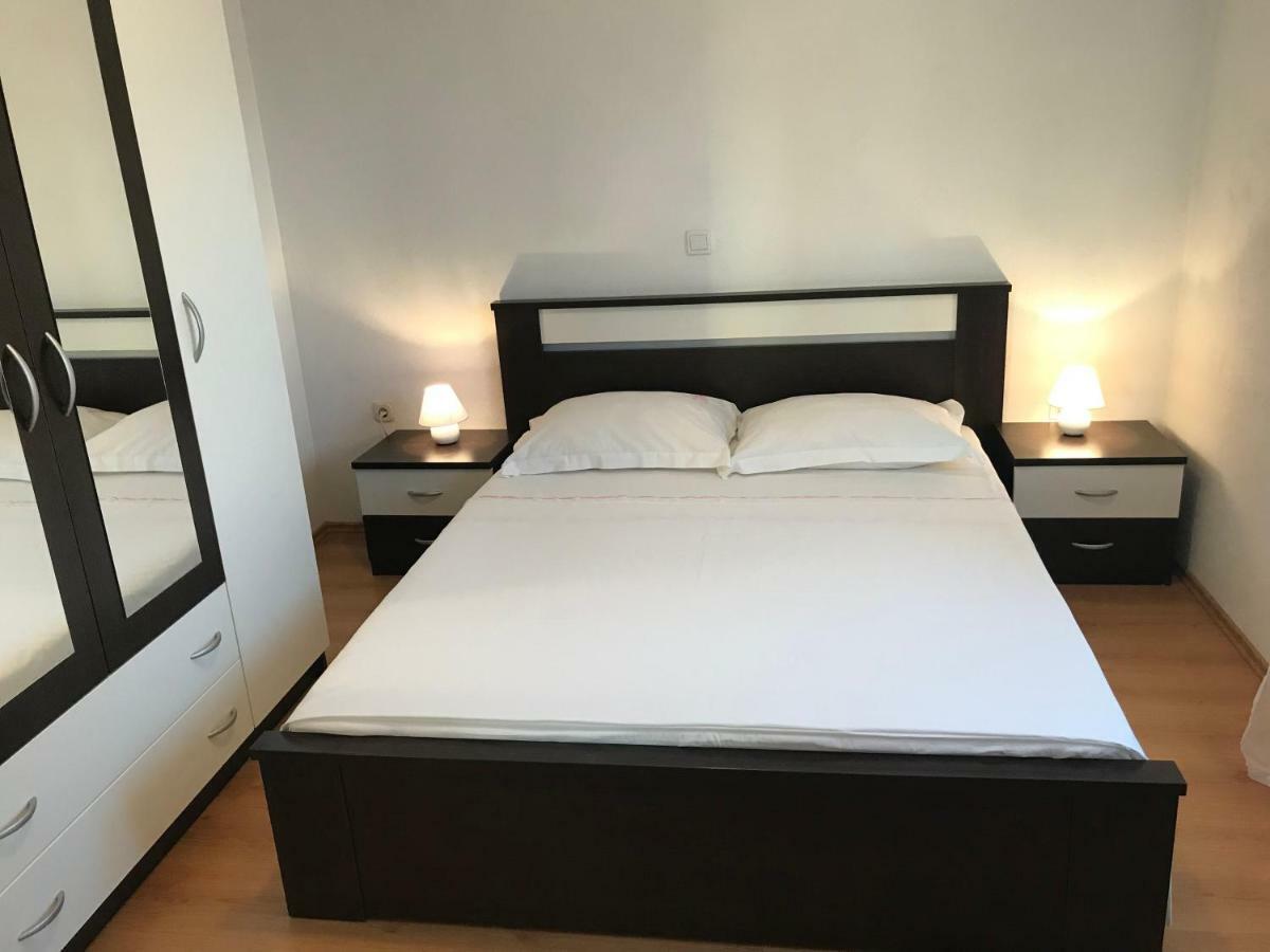 Makarska Veliko Brdo Apartment Luaran gambar